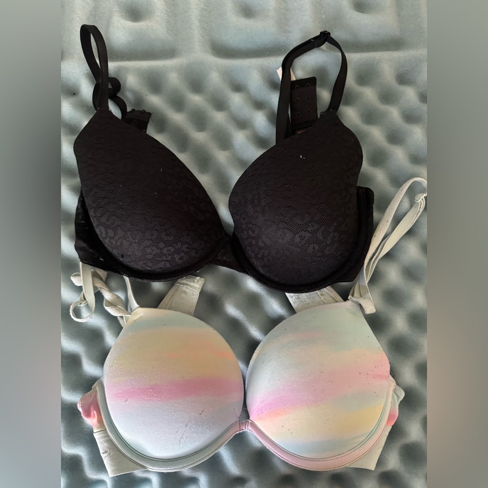36C VS PINK bras